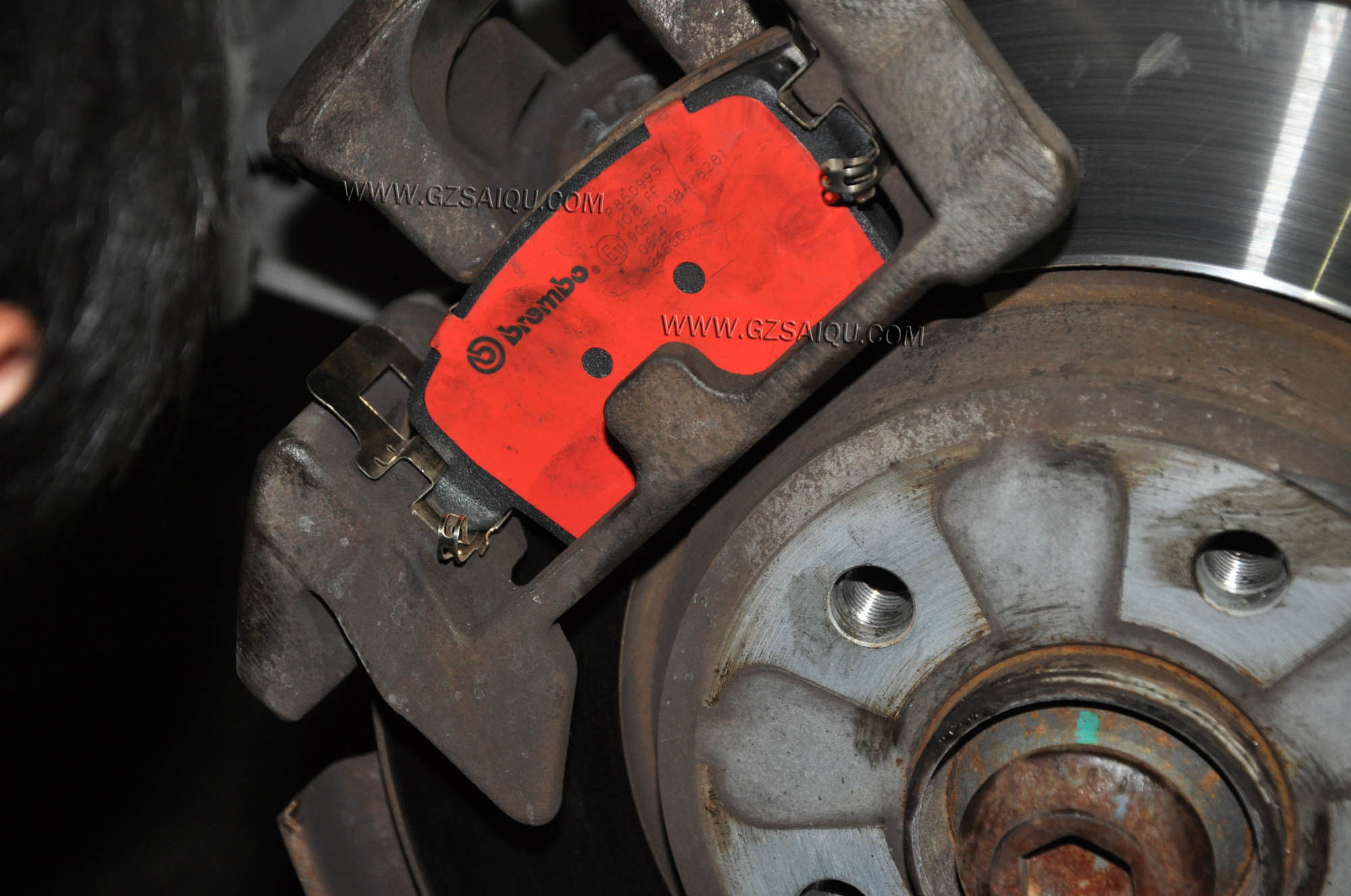 檢測(cè)剎車(chē)片