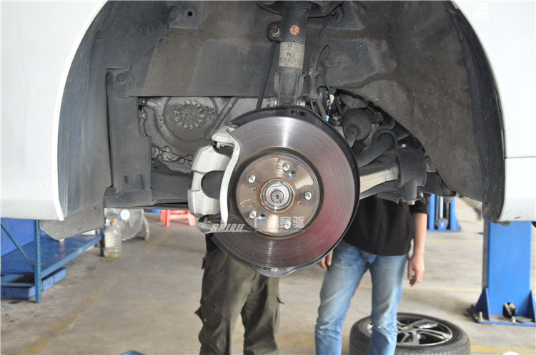 奧德賽剎車升級(jí)改裝AP9200剎車套件