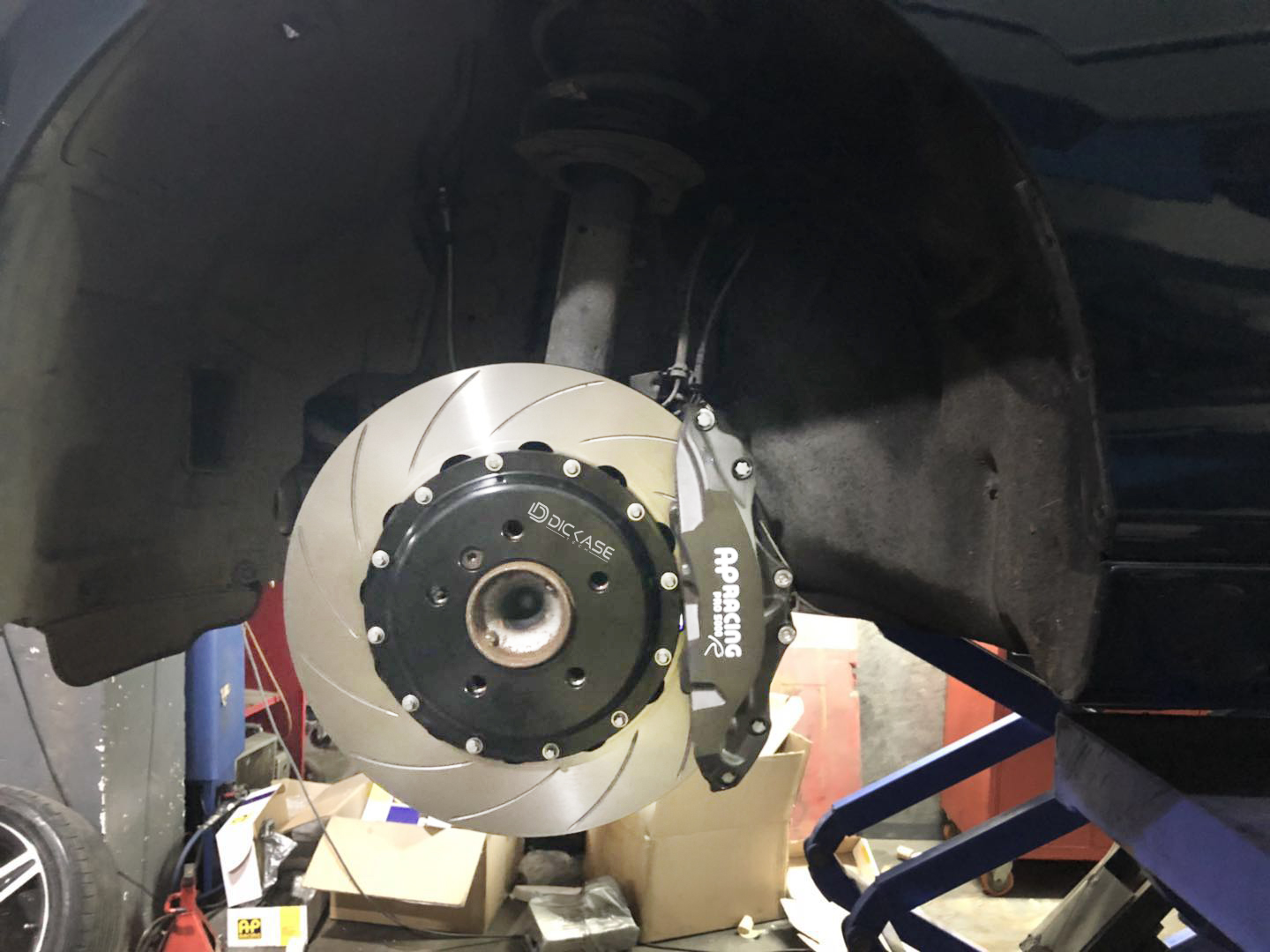 寶馬F20改裝，AP5000R競技系列剎車