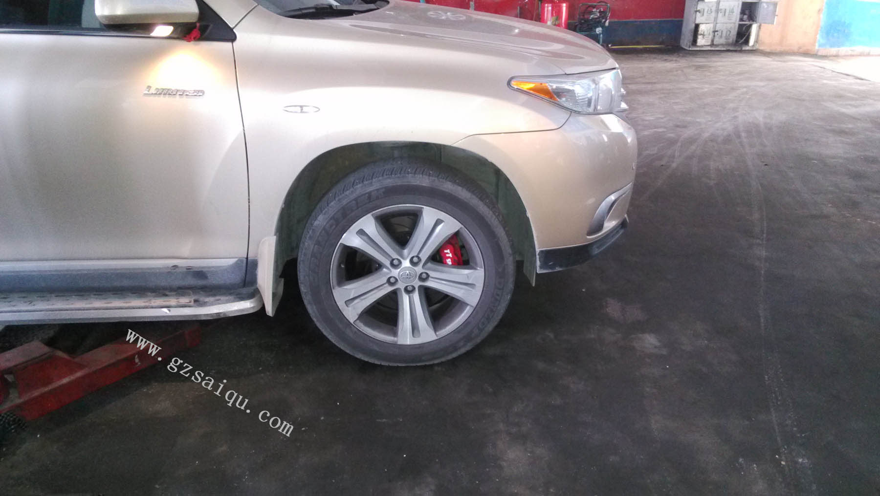 性能版剎車(chē)卡鉗