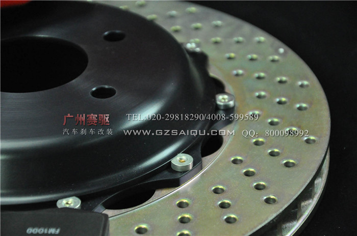 紅色BREMBO F40剎車套裝 4活塞紅色鮑魚(yú) 配合加大型剎車盤(pán) 有多種車型套裝